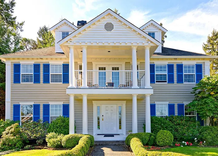 Belle Maison Auprès De La Mer
