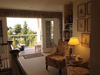 Belle Maison Aupres De La Bed & Breakfast 3*