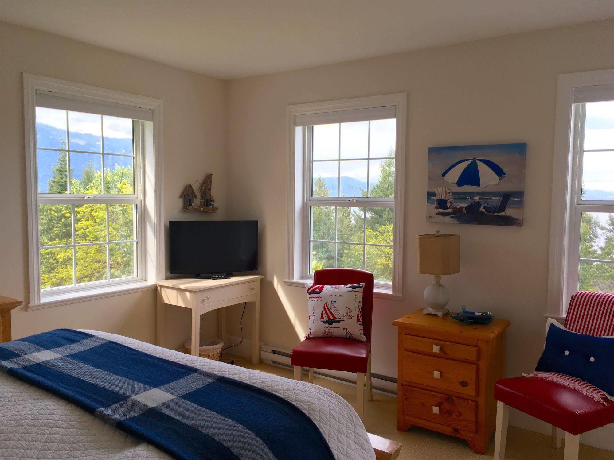 Belle Maison Aupres De La Bed & Breakfast 3*
